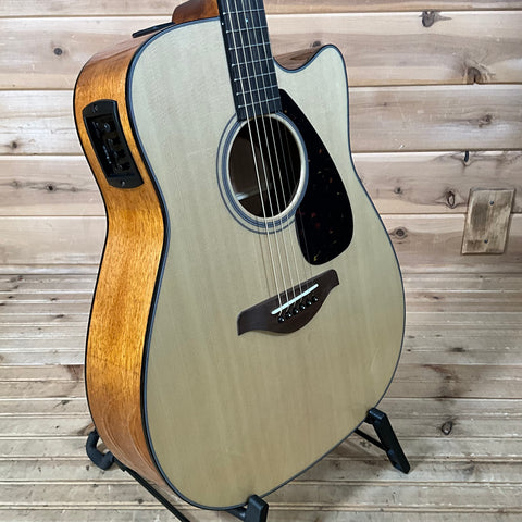 Yamaha FGX800C Acoustic Guitar - Natural