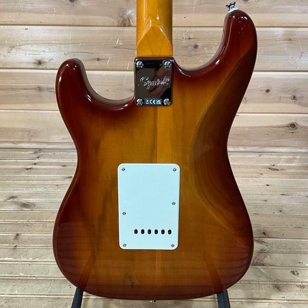 Squier Limited Edition Classic Vibe 60s Stratocaster HSS Electric Guitar - Sienna Sunburst