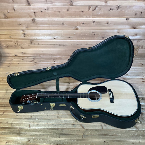 Martin D-28 Authentic 1937 VTS Acoustic Guitar - Natural