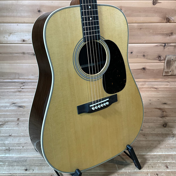Martin D-28 Acoustic Guitar - Natural