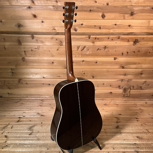 Martin D-28 Acoustic Guitar - Natural