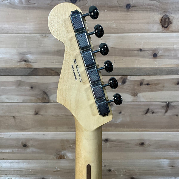 Fender Limited Edition Player II Stratocaster Electric Guitar - Sparkle 3-Color Sunburst