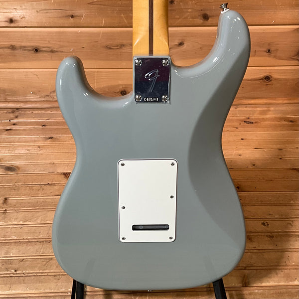 Fender Player II Stratocaster Electric Guitar - Cactus Gray