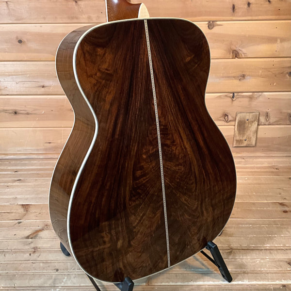 Martin J-40 Standard Jumbo Acoustic Guitar - Natural