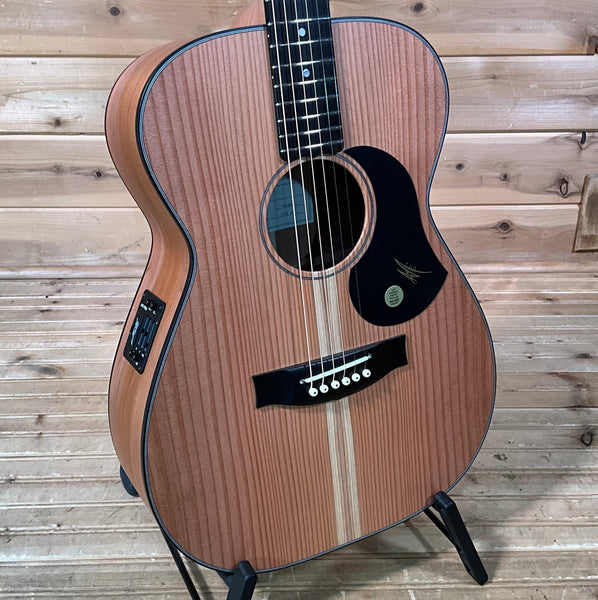 Maton Redwood 808 Acoustic Guitar - Natural
