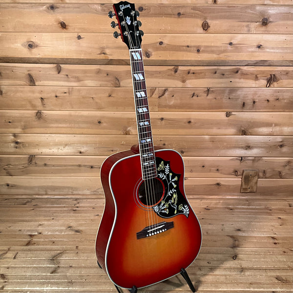 Gibson Hummingbird Standard Acoustic Guitar - Vintage Cherry Sunburst