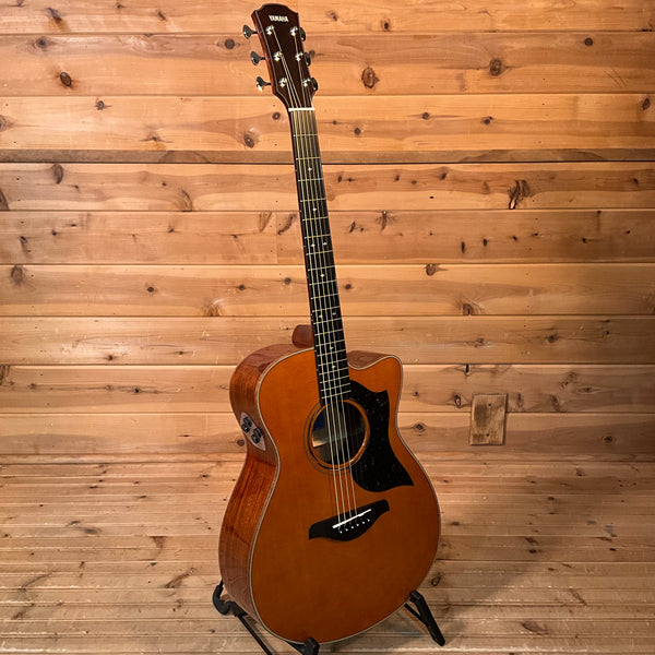 Yamaha AC5M ARE Acoustic Guitar - Vintage Natural