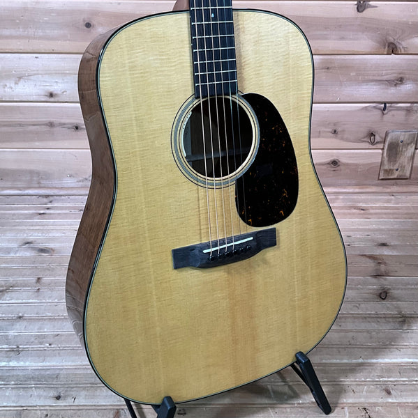 Martin D-18E Acoustic Guitar - Natural