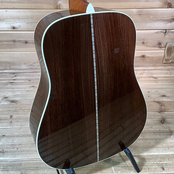 Martin D-28 Acoustic Guitar - Natural