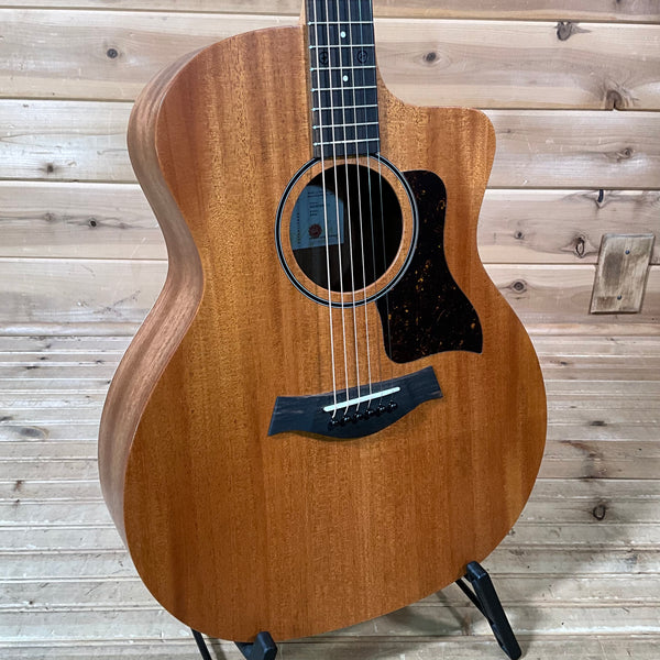 Taylor 24ce Acoustic Guitar - Natural