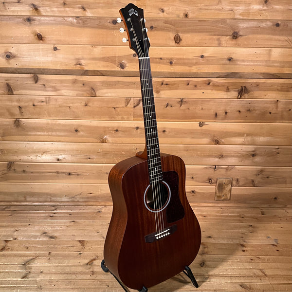 Guild D-20 Acoustic Guitar - Natural