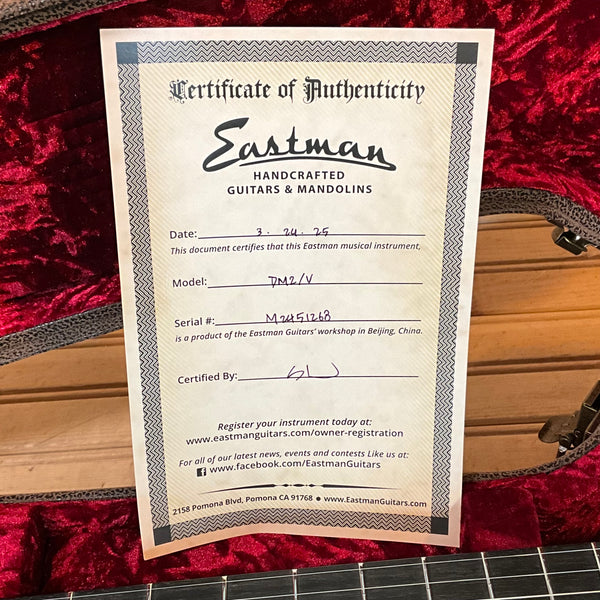 Eastman DM2/V Acoustic Guitar - Antique Natural