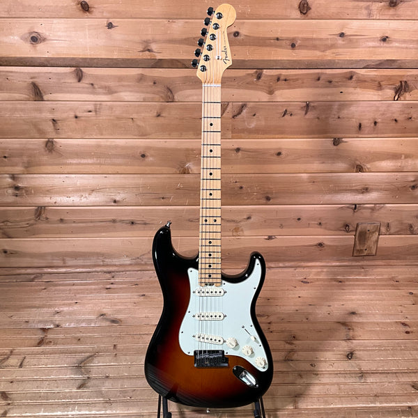 Fender 2015 American Elite Stratocaster Electric Guitar USED - 3-Color Sunburst