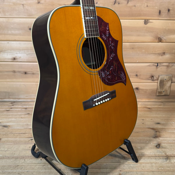 Epiphone Hummingbird Acoustic Guitar - Aged Natural Antique