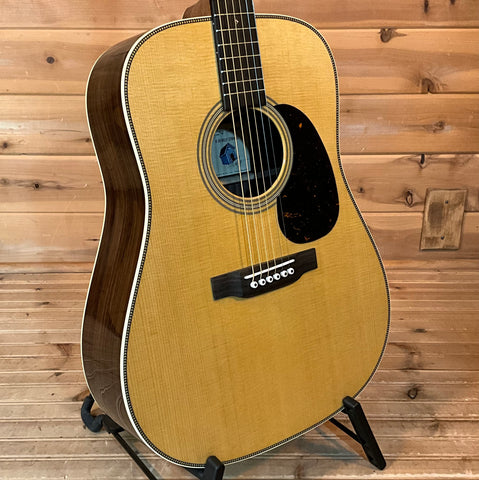 Martin D-28 Billy Strings Acoustic Guitar - Natural