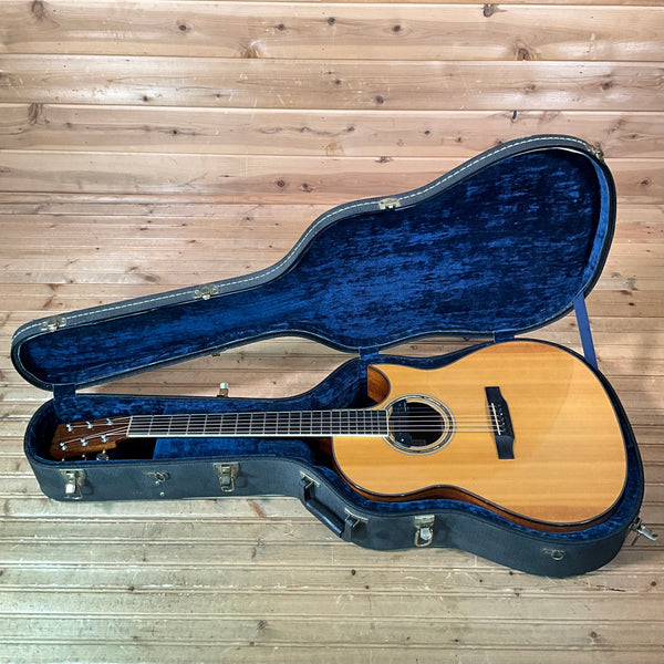 Larrivee C-05 Cutaway Acoustic Guitar USED - Natural
