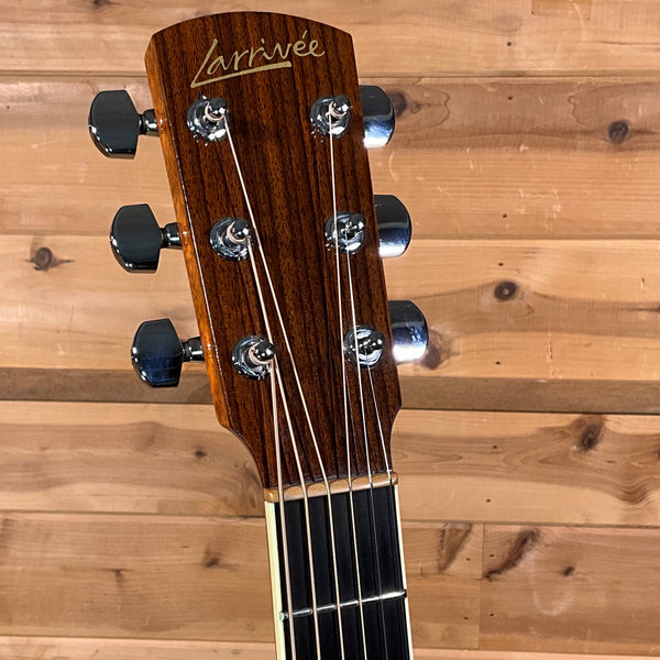 Larrivee C-05 Cutaway Acoustic Guitar USED - Natural