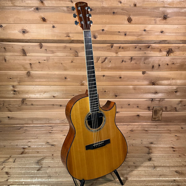 Larrivee C-05 Cutaway Acoustic Guitar USED - Natural