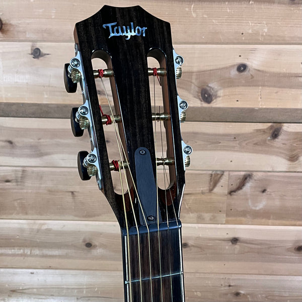 Taylor 812ce 12-Fret Acoustic Guitar USED - Natural