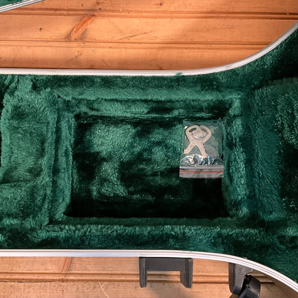 SKB Acoustic Dreadnought Deluxe Guitar Case USED