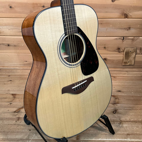 Yamaha FS800 Folk Acoustic Guitar- Natural