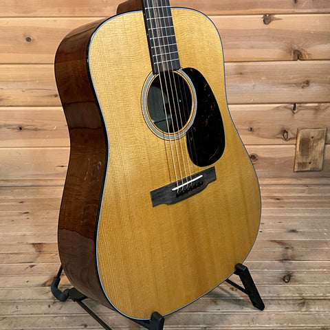 Martin DE Retro Plus Acoustic Guitar - Natural