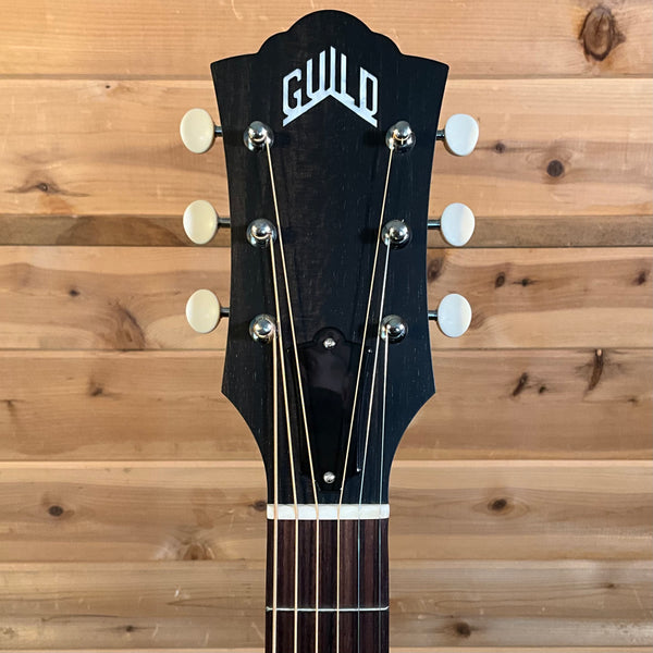 Guild M-20 Acoustic Guitar - Natural