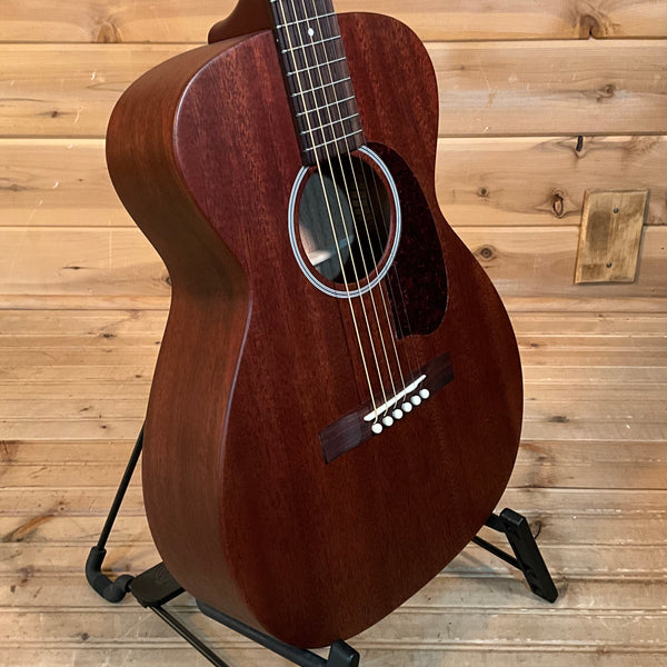 Guild M-20 Acoustic Guitar - Natural