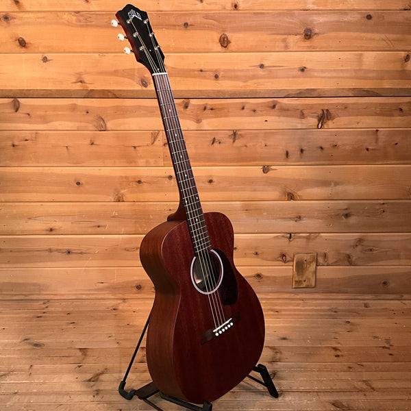 Guild M-20 Acoustic Guitar - Natural