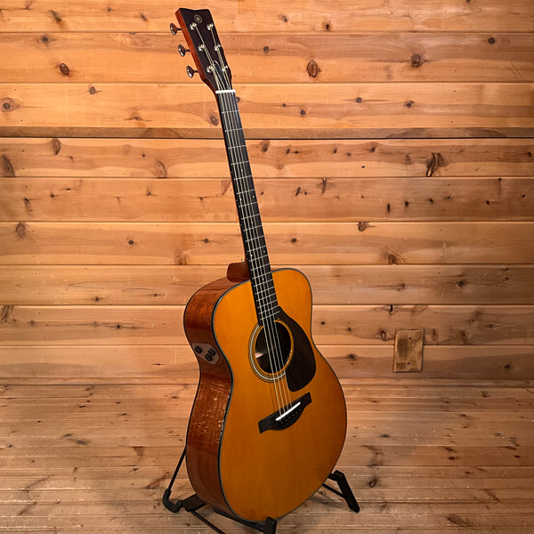 Yamaha FSX5 Red Label Acoustic Guitar - Natural