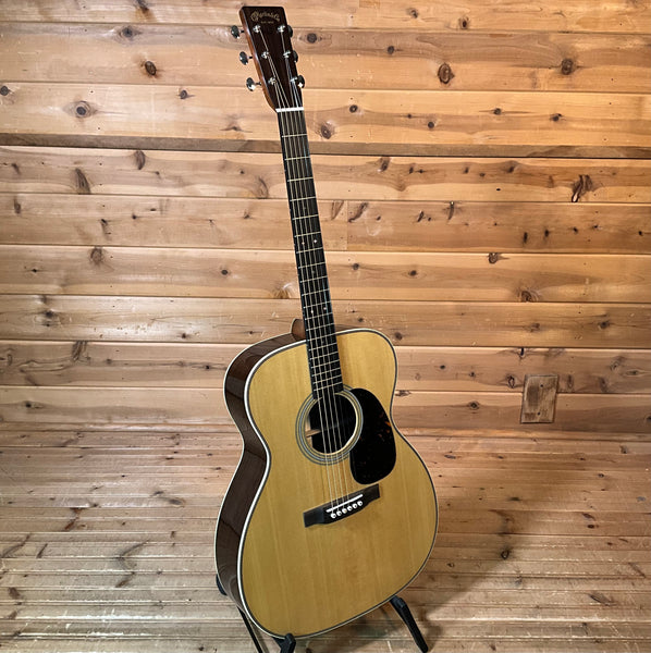 Martin M-28 Acoustic Guitar - Natural