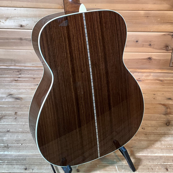 Martin M-28 Acoustic Guitar - Natural