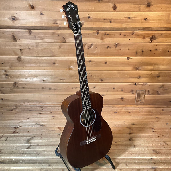 Guild M-20 Acoustic Guitar - Natural