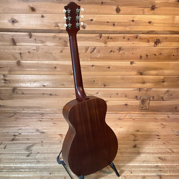 Guild M-20 Acoustic Guitar - Natural