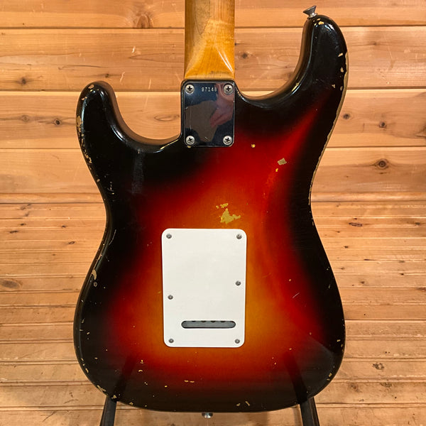 Fender Vintage 1961 Stratocaster Electric Guitar USED - 3 Tone Sunburst