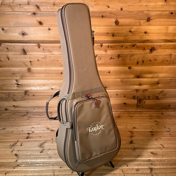 Taylor Lined Structured Dreadnought Gig Bag - Tan