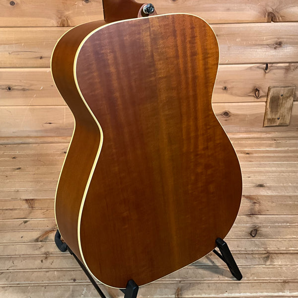 Maton EBG808TE Tommy Emanuel Acoustic Guitar - Honey