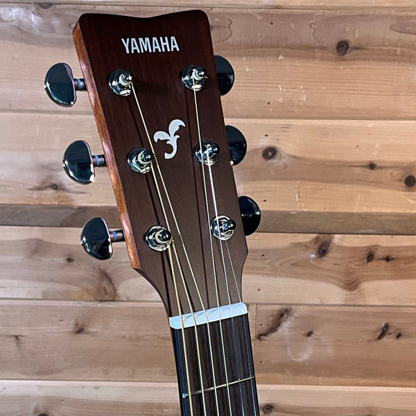 Yamaha FGX800C Acoustic Guitar - Natural