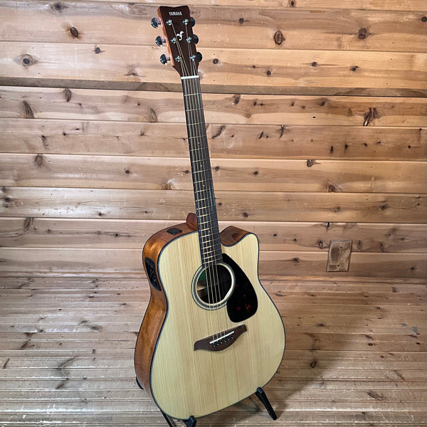 Yamaha FGX800C Acoustic Guitar - Natural