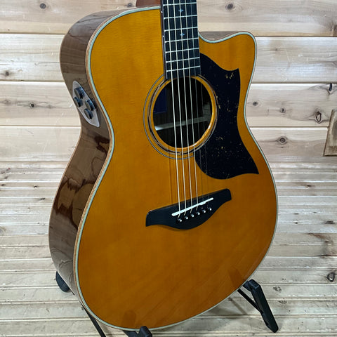 Yamaha AC5R Acoustic Guitar - Vintage Natural