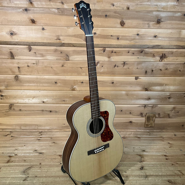 Guild OM-250E Limited Archback Acoustic Guitar - Natural