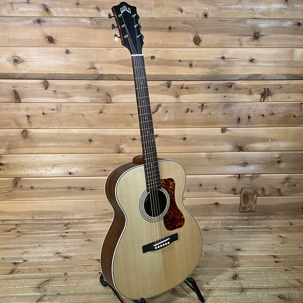 Guild OM-250E Limited Archback Acoustic Guitar - Natural