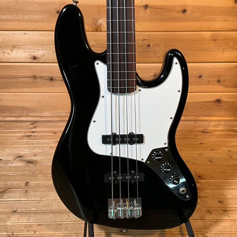 Fender 1999 Jazz Electric Bass Guitar USED - Black