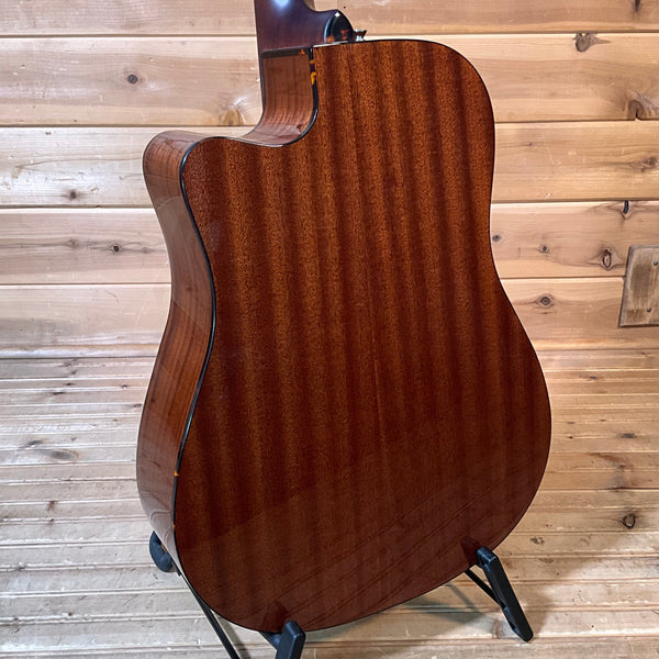 Fender California Deluxe Redondo CE Acoustic Guitar - Honey Sunburst