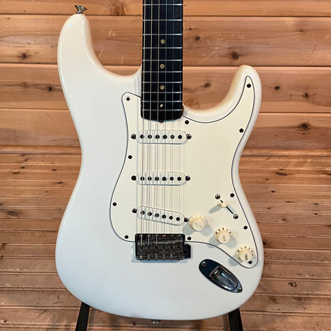 Fender 1963 Stratocaster Electric Guitar USED - Olympic White