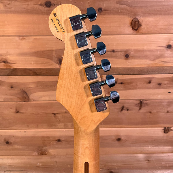 Fender 1994 Wanyes World 2 Stratocaster Electric Guitar USED - Arctic White