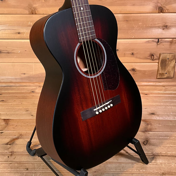 Guild M-20 Acoustic Guitar - Vintage Sunburst