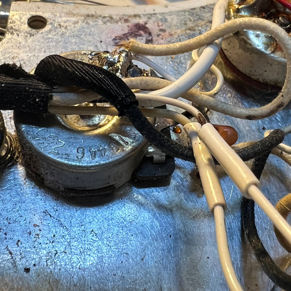 Fender 1963 Stratocaster Electric Guitar USED - Olympic White