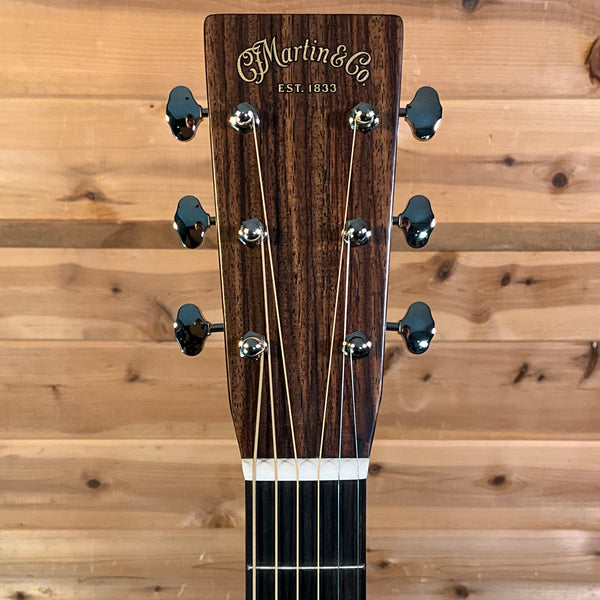 Martin OM-28 Acoustic Guitar - Natural