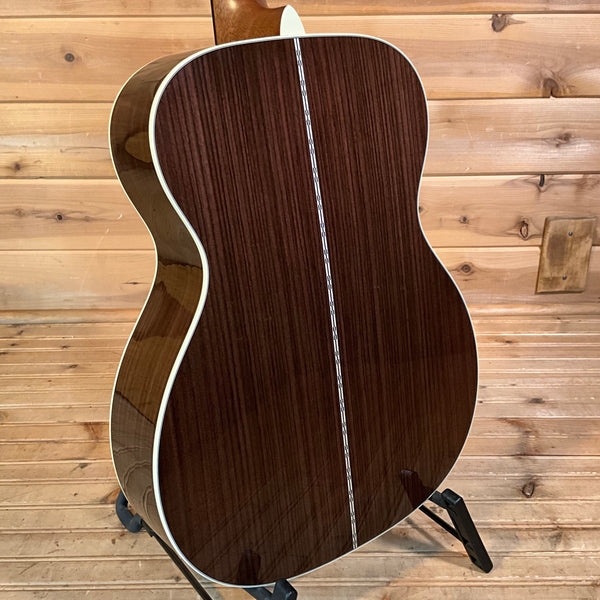 Martin OM-28 Acoustic Guitar - Natural